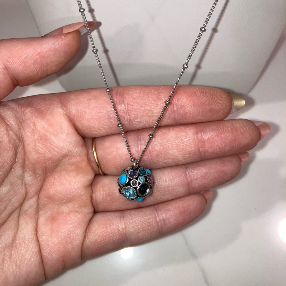 🪩 FOSSIL Multicolored Rhinestone Disco Ball Pendant Necklace 🪩 - Picture 5 of 13